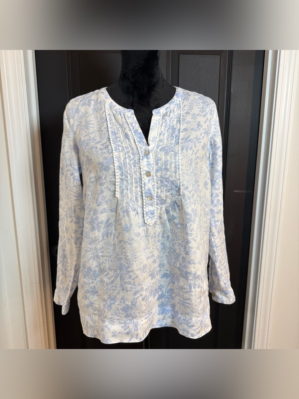 Light Blue Floral Pintuck Popover Blouse 100% Linen